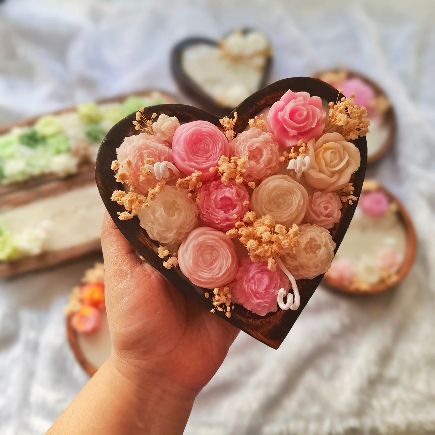 Heart Dough Bowl Candle with Pink & White Flower Bouquet, Luxury Hand-Poured Soy Wax, Mother’s Day Gift, Unique Home Decor, Heart Gift for Her, Aesthetic Candle